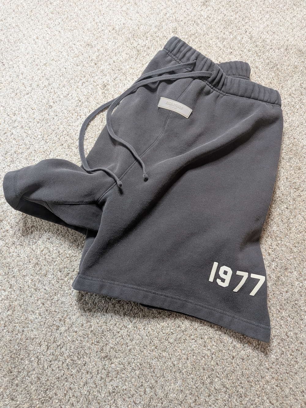 Fear Of God Essentials 1977 Sweat Shorts XL